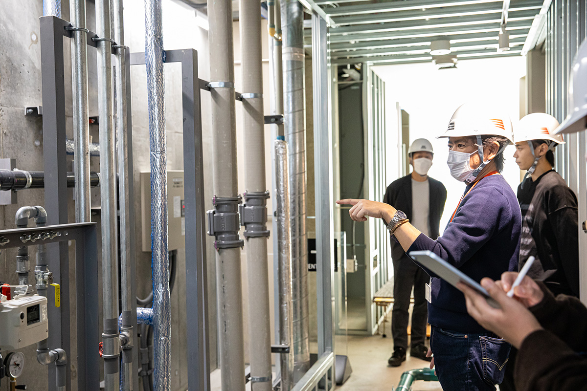 PS（パイプスペース）について説明している様子