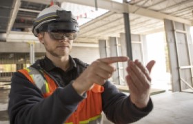まるでSF映画の世界!? VRやARを超えたMR技術で建築業界を技術革新(ニコン・トリンブル 春岡裕史 山元環)/10代のみんなへ伝えたい、空間づくりの仕事 Vol.3
